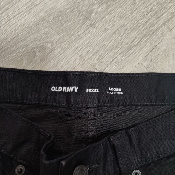 NWT Old Navy Loose Fit Built-In Flex Black Jeans - Picture 3 of 4
